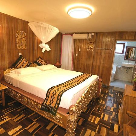 Golden Empress Hotel Nyaung Shwe Dış mekan fotoğraf