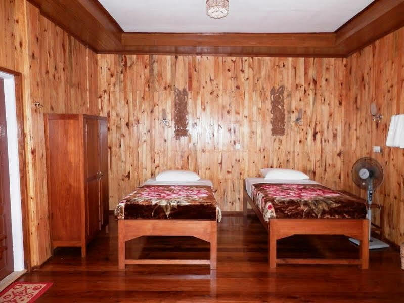 Golden Empress Hotel Nyaung Shwe Dış mekan fotoğraf